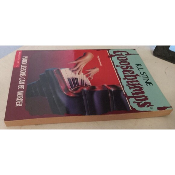 R.L. Stine's Goosebumps Book #13 Piano Lessons Can Be Murder Preowned - Picture 4 of 8